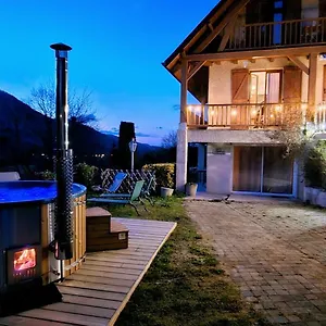  Hébergement de vacances La Bigourdane Grand Confortable &